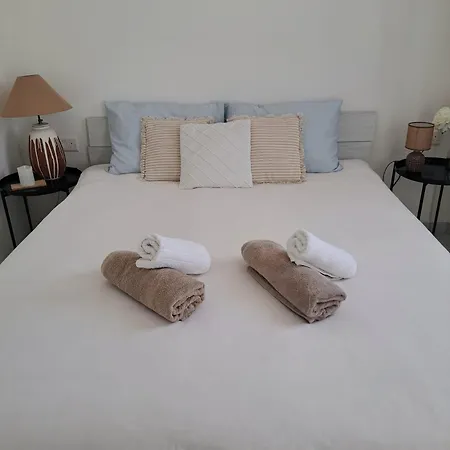 Homestay Cozy Bedroom Perfect For Couple *